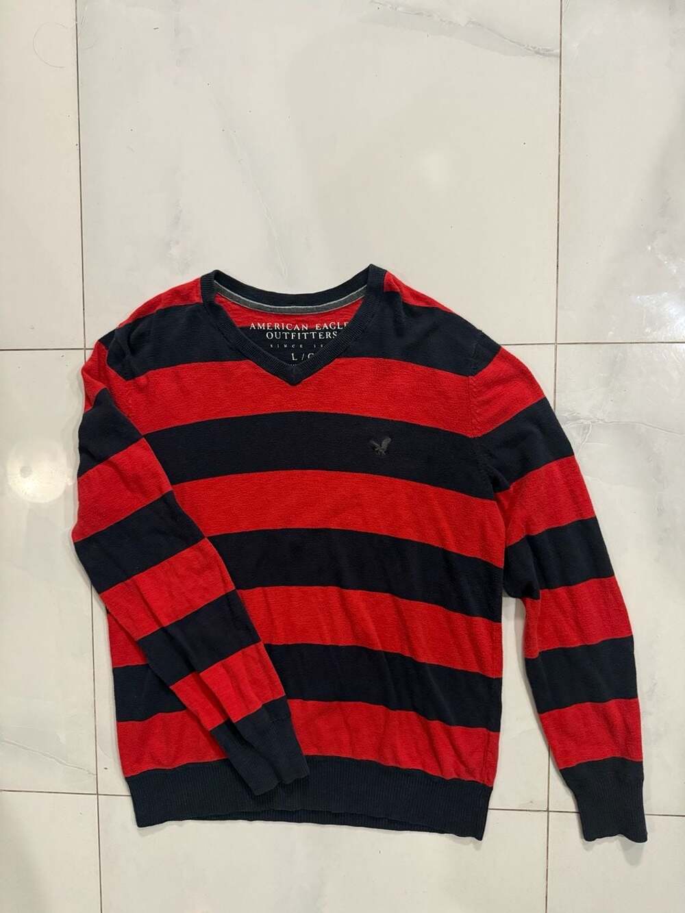 American Eagle Outfitters V-Neck Sweater Red Blue Striped